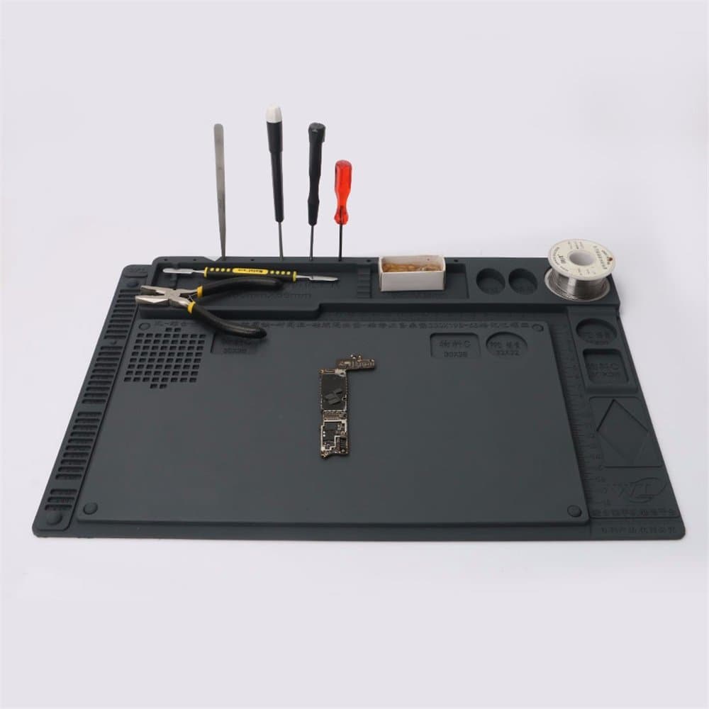 Yomanic Design 2 in 1 Multi-function Silicone Mat Table Pad Maintenance Platform BGA Soldering Repair Work Station Fix Tool (Random)