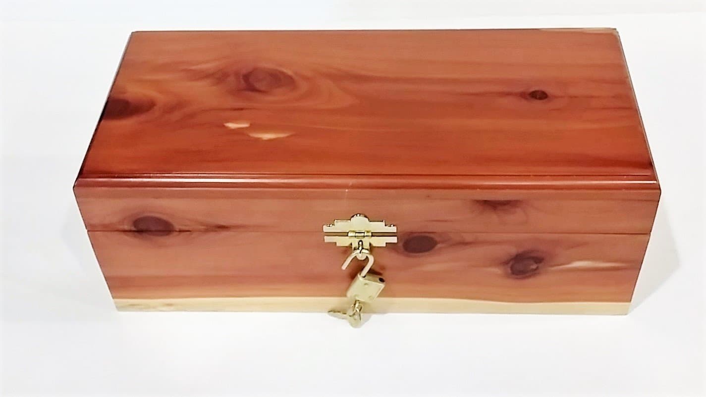 Cedar EssenceKeepsake or Memory Box 12" L x 5.5" W x 4.25" H NO Stamp with Lock & Key (Large)