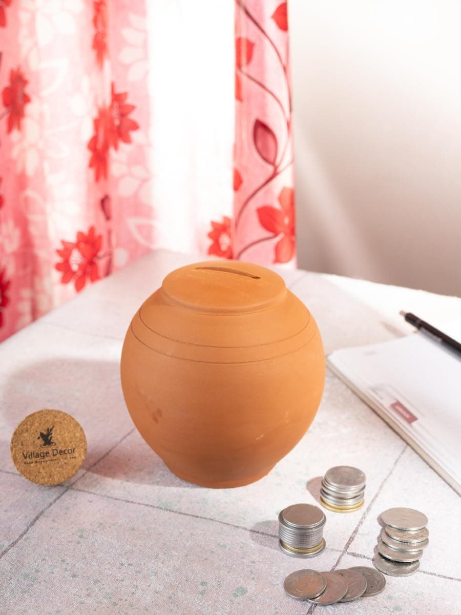 Village Decor Terracotta/Clay Coin Bank/Undiyal/mitti gullak (Brown)
