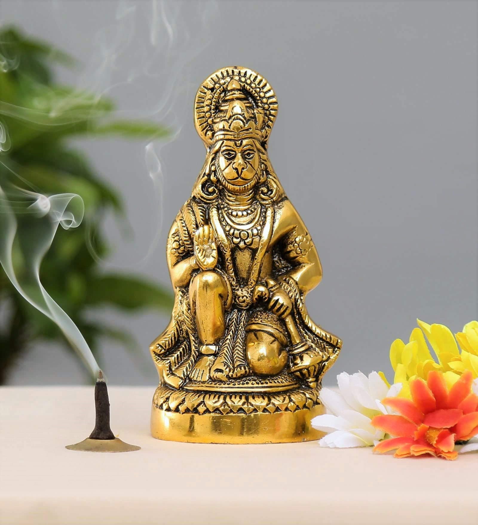 Hanuman Ji Statue Sitting In Metal Hanuman Ji Idol Bajrangbali Murti Gift Article Decorative Showpiece, Multicolour, 1 Piece.
