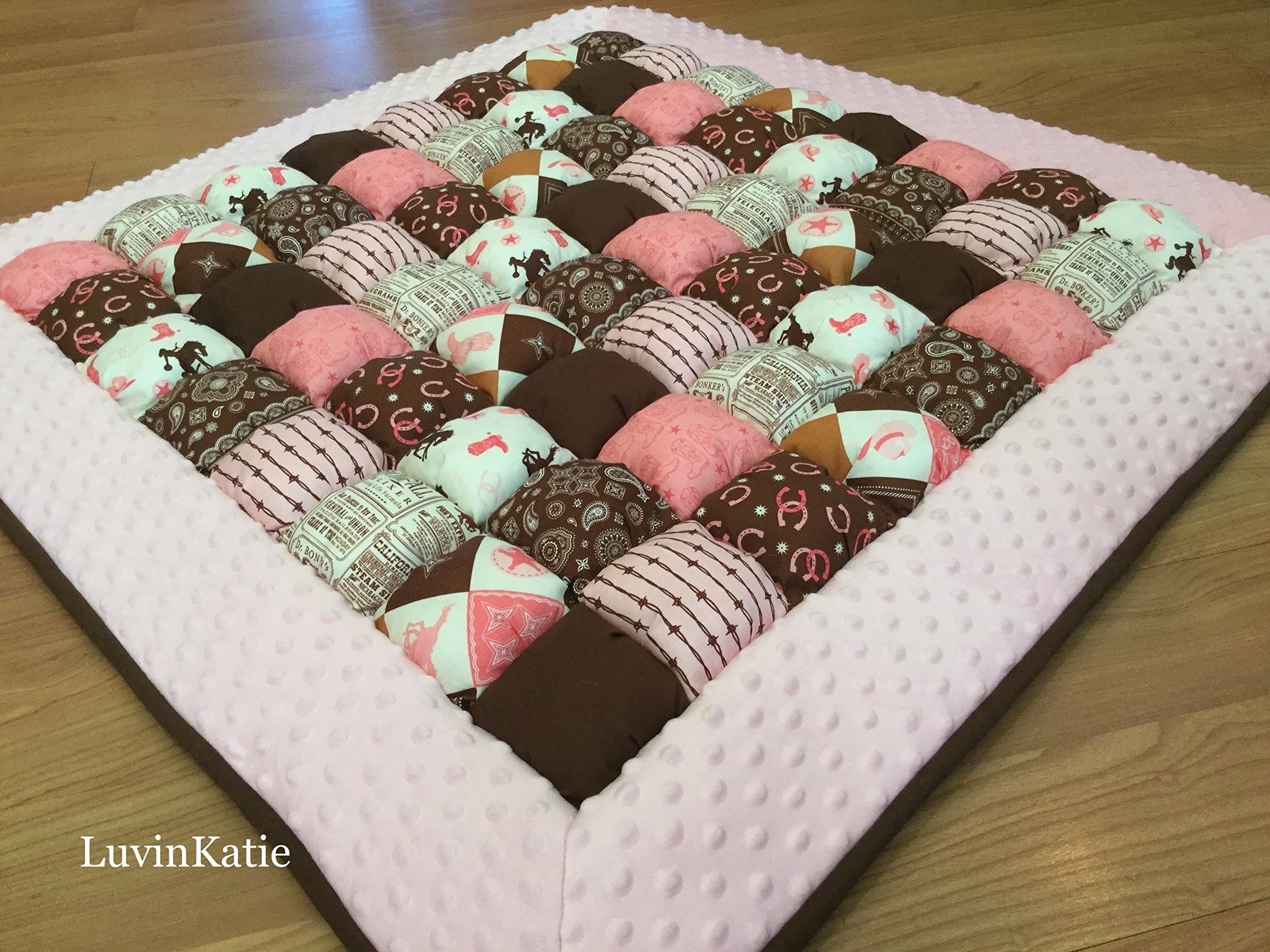 Bubble Puff Quilt Biscuit Quilt for Floor Time - Cowgirl Quilt